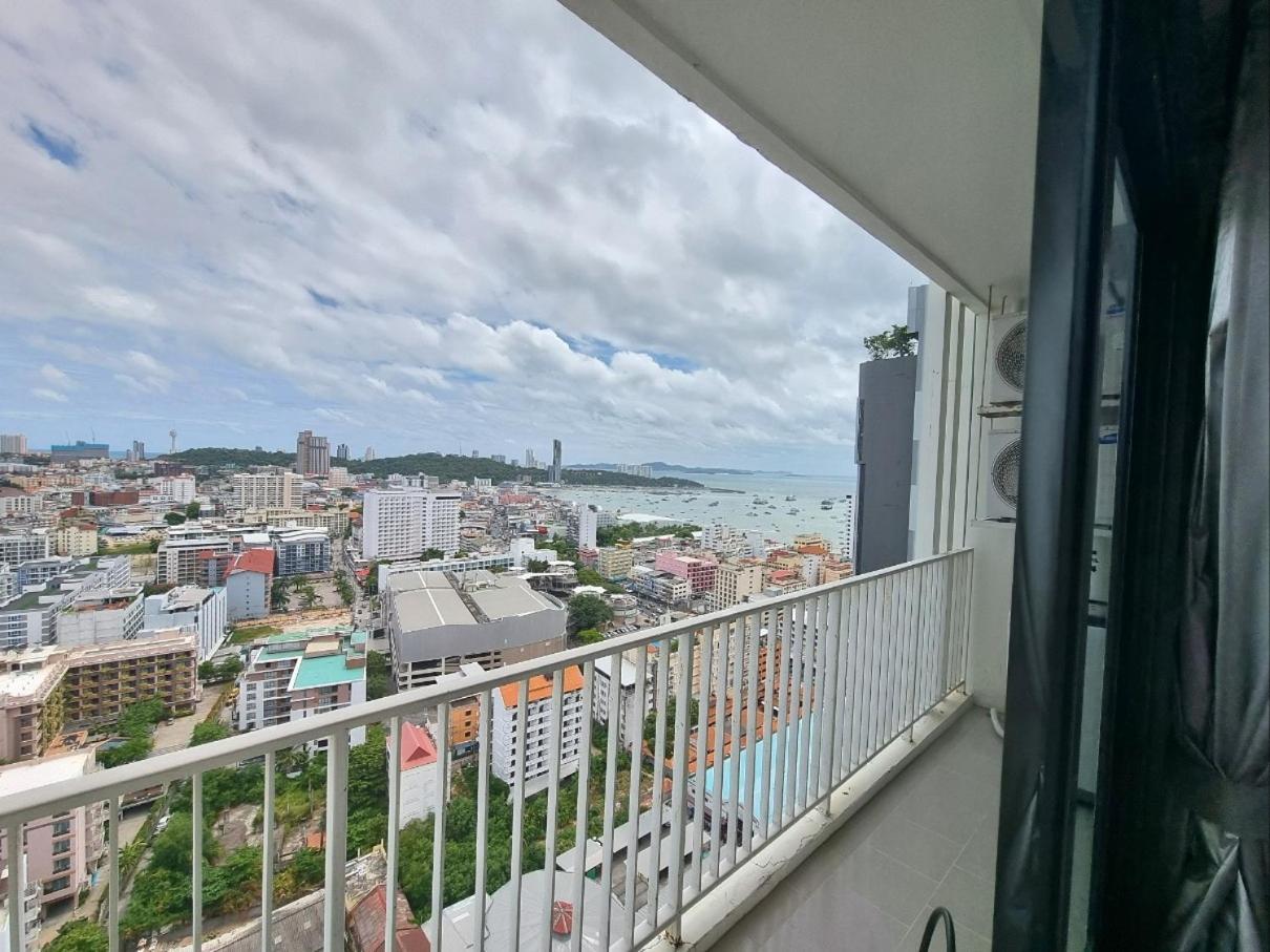 The Base Condo Center Of Pattaya Rooftop Swimming Pool Exterior foto