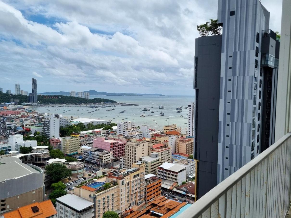 The Base Condo Center Of Pattaya Rooftop Swimming Pool Exterior foto